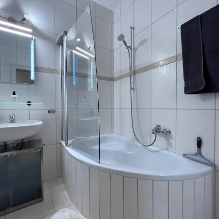 Vienna Design Apartment By Rabe - Kostenfreier Parkplatz & Netflix & Coffee-Bar - Nahe Schloss Schoenbrunn Zewnętrze zdjęcie