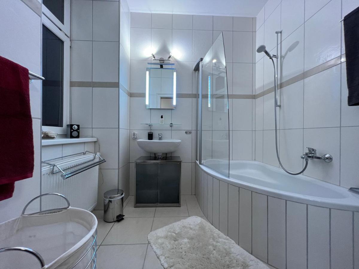 Design By Rabe - Kostenfreier Parkplatz & Netflix & Coffee-bar - Nahe Schloss Schoenbrunn Apartament *