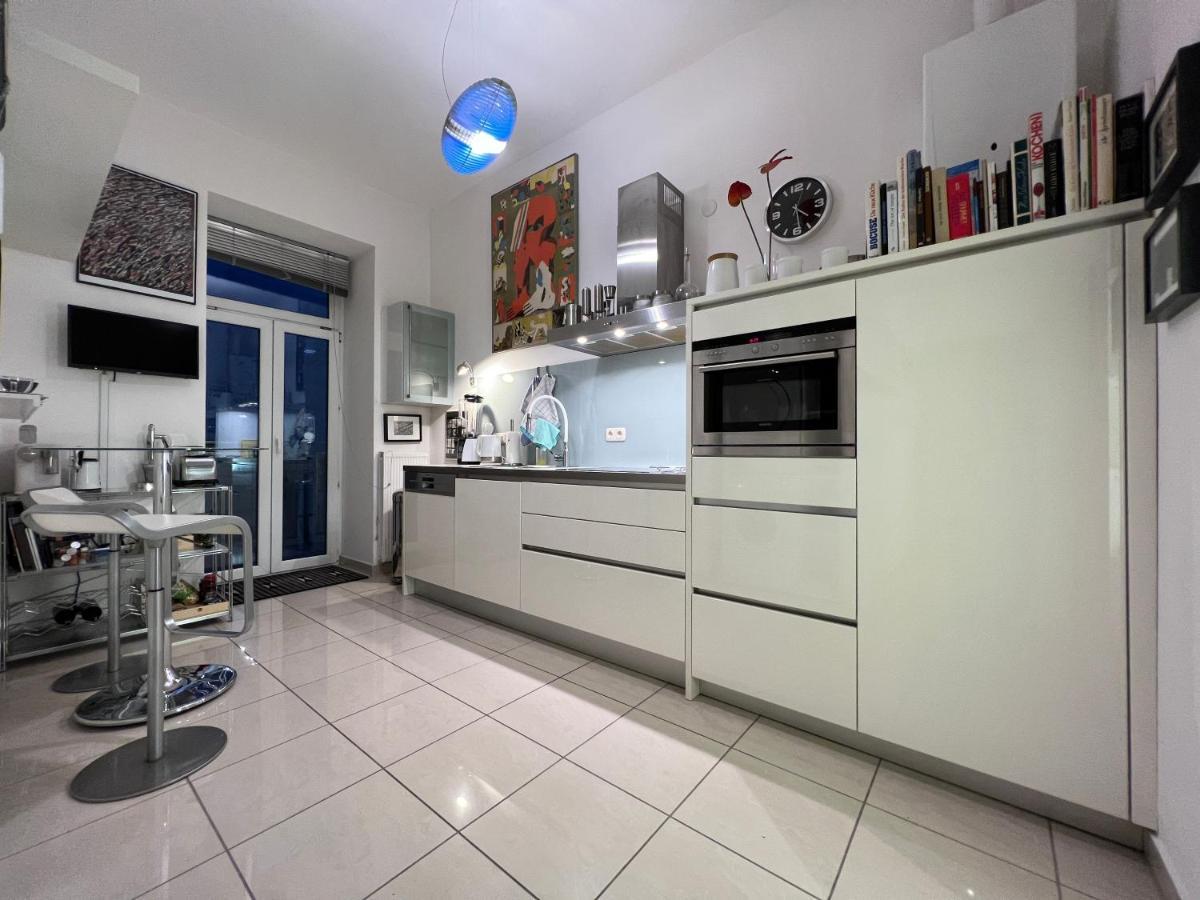 Design By Rabe - Kostenfreier Parkplatz & Netflix & Coffee-bar - Nahe Schloss Schoenbrunn *