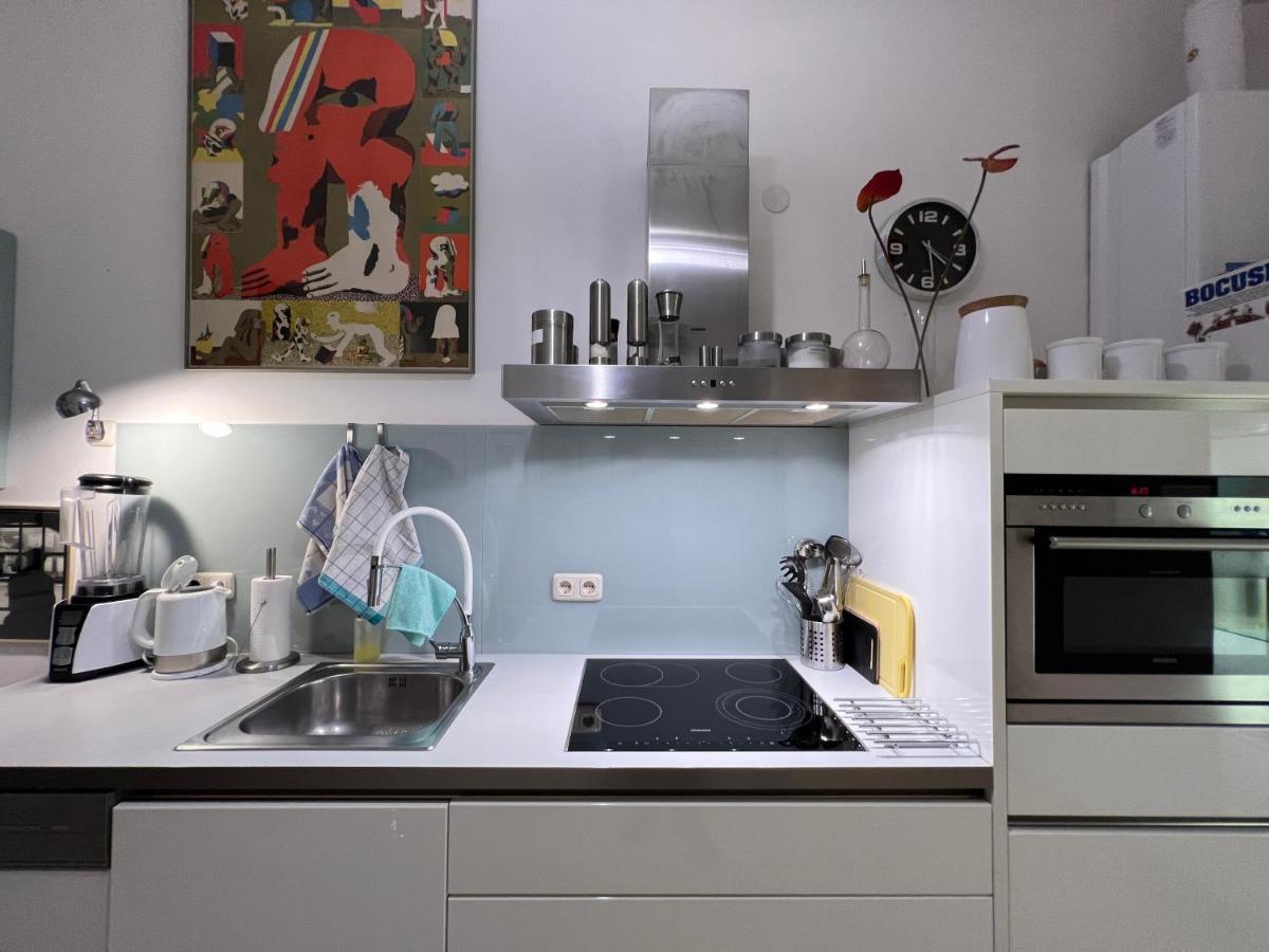 Design By Rabe - Kostenfreier Parkplatz & Netflix & Coffee-bar - Nahe Schloss Schoenbrunn Wiedeń