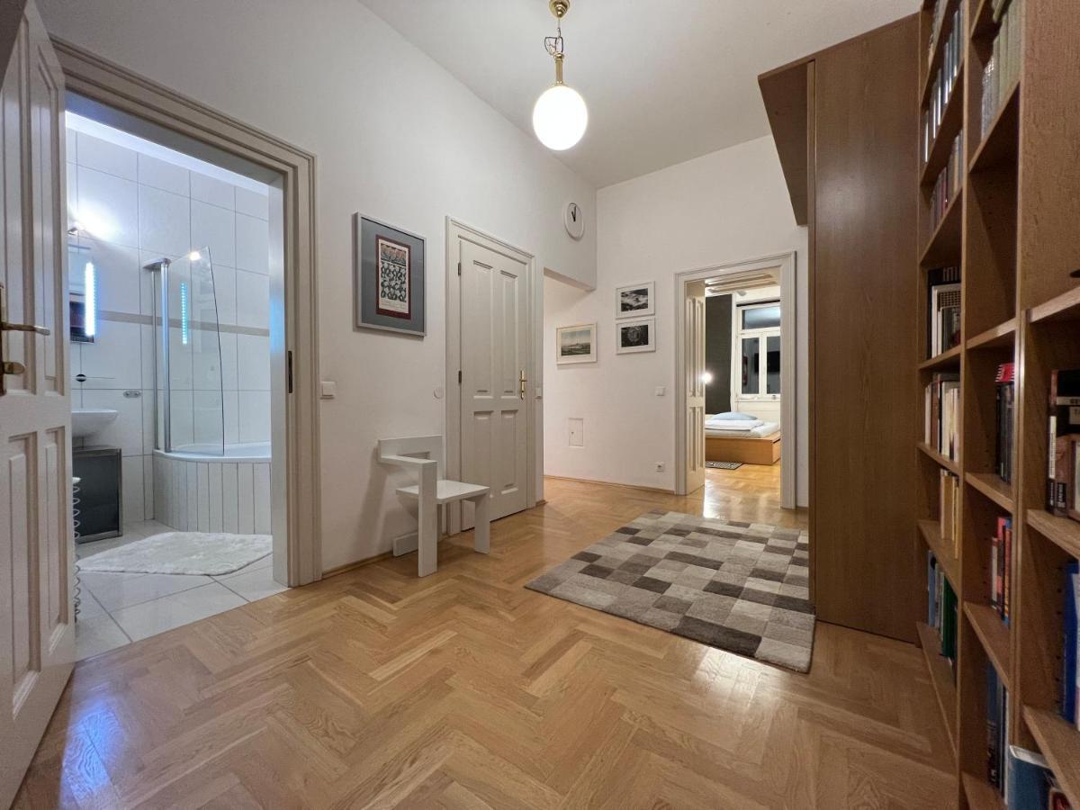 Design By Rabe - Kostenfreier Parkplatz & Netflix & Coffee-bar - Nahe Schloss Schoenbrunn Apartament *